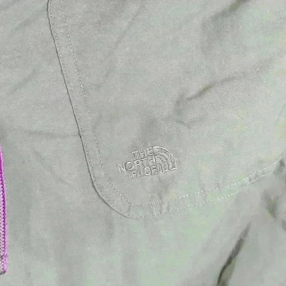 Womens The North Face Lightweight Shorts  - Size 6 - Picture 3 of 9